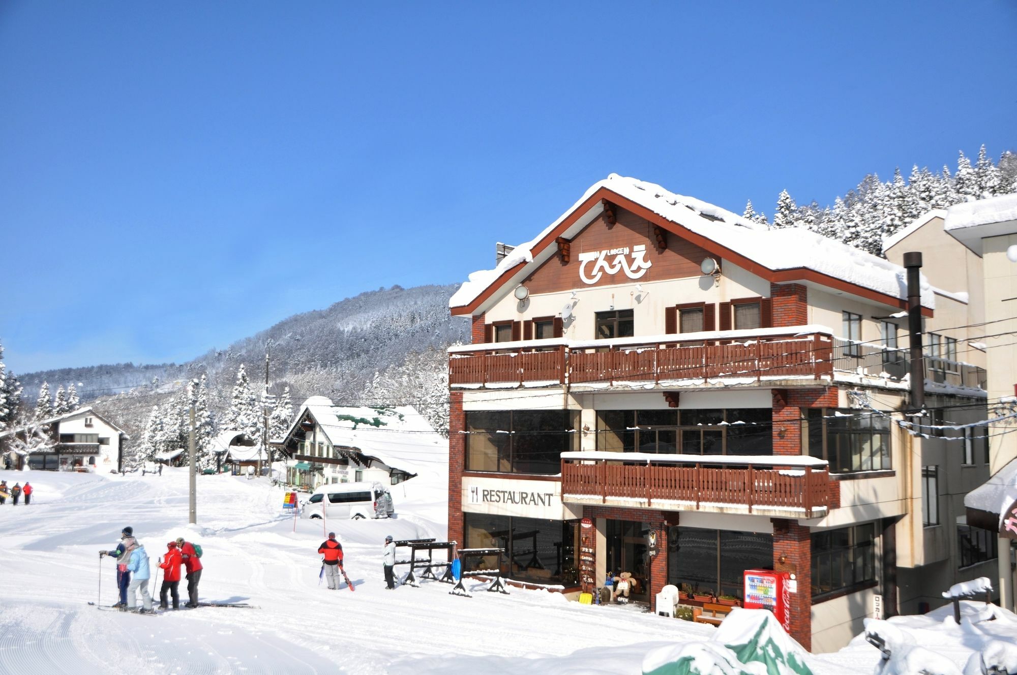 Lodge Denbey Нодзава-Онсен Екстер'єр фото